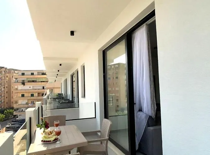 Apartment Diamond Dream