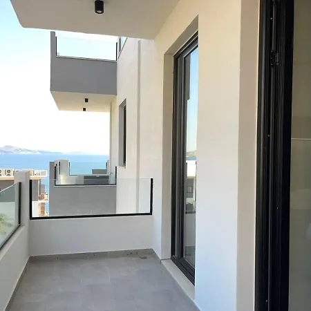 Diamond Dream * Sarandë