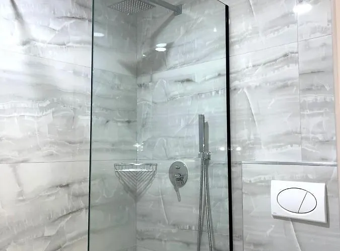 Diamond Dream * Sarandë