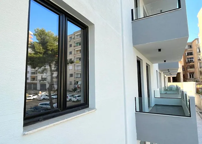 Diamond Dream * Saranda